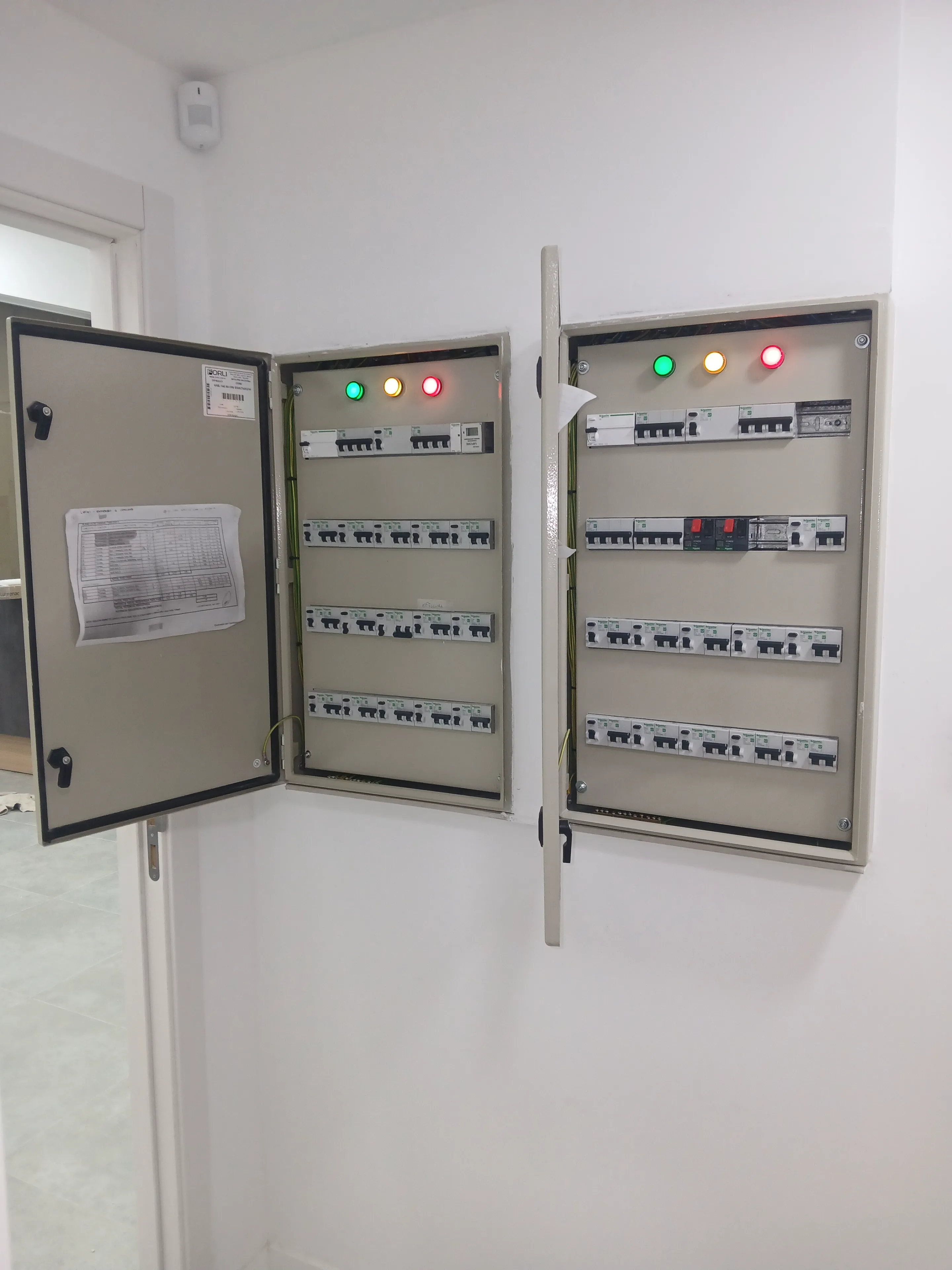 Instalaciones eléctricas domiciliarias y comerciales